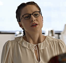 Celebrity Cute Melissa Benoist clip