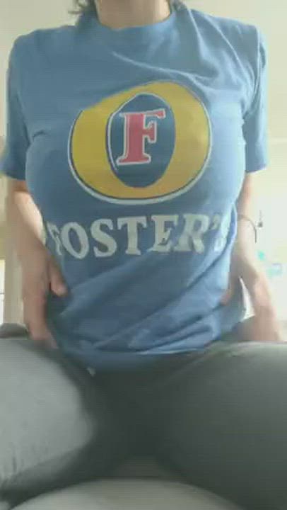 Amateur Boobs Huge Tits clip