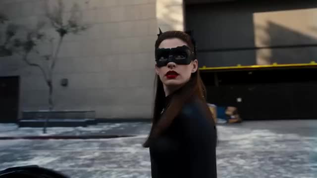 Anne Hathaway Catwoman