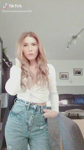 Blonde German Girls clip