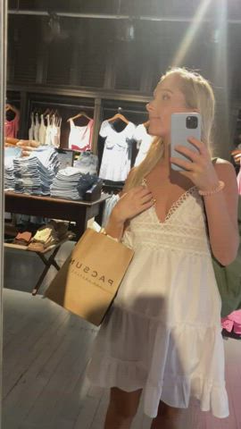 boobs flashing r/caughtpublic clip