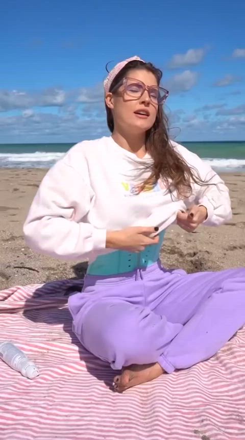 amanda cerny celebrity sexy clip