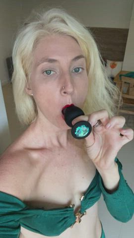 milf toys wife toys clip