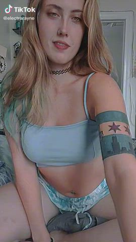 Eye Contact Handjob TikTok Tongue Fetish clip