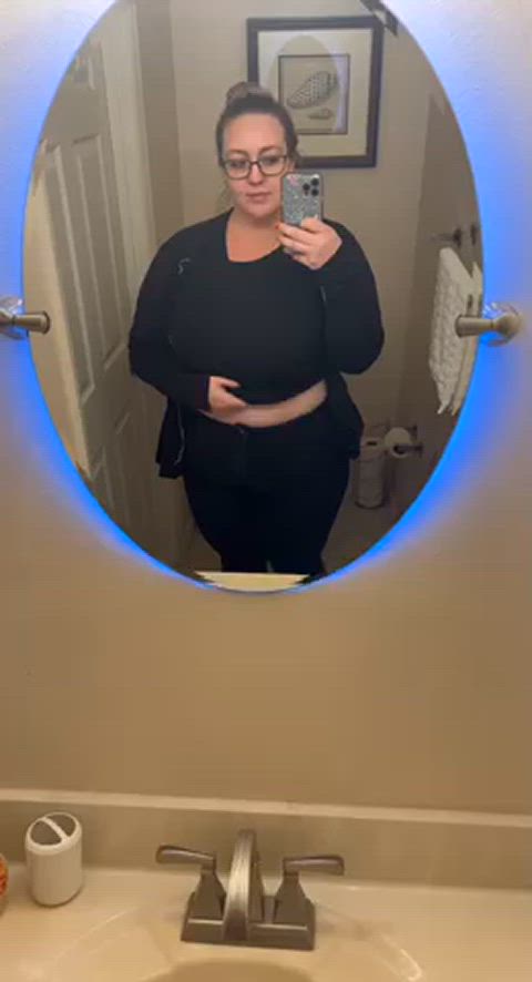 I love a sneaky titty drop