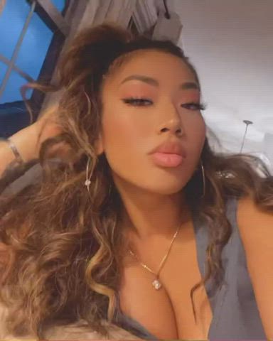 Amateur Asian Facial clip