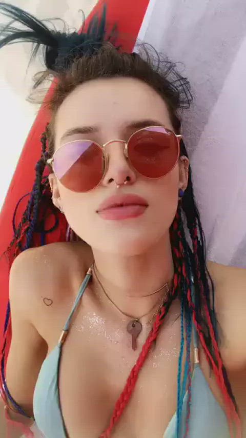 Bella Thorne