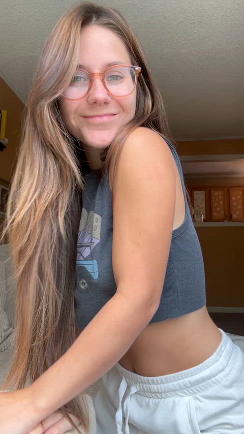 A sleepy gal who just wants to stay in all day and have a horror movie marathon