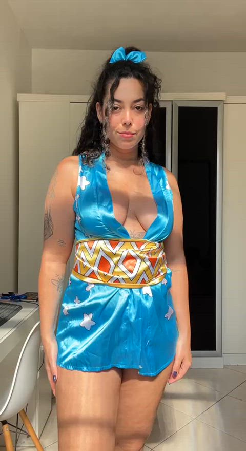 Let me be your latina Nami