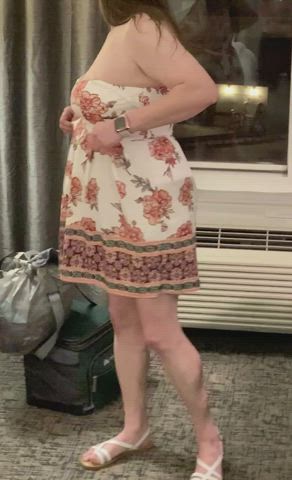 Amateur Flashing Hotel clip