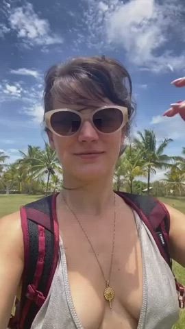brazilian brunette celebrity cleavage sideboob clip