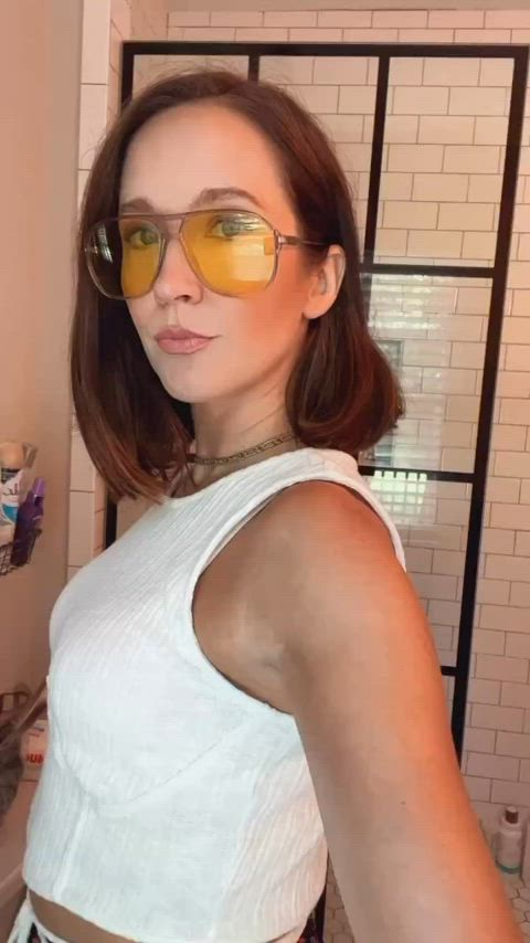 anna camp sexy celebrity brunette clip