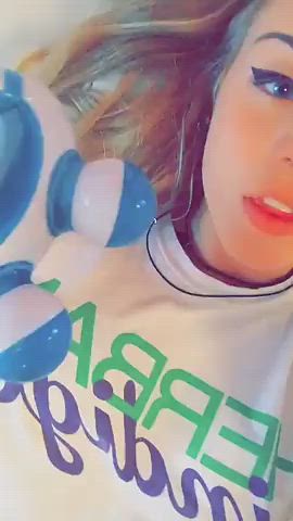 Blonde Vibrator Pussy clip