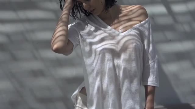 Lauren Cohan clip