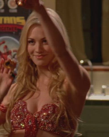 blonde dancing yvonne strahovski clip