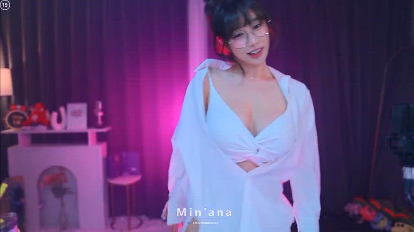asian dance dancer dancing glasses korean sexy clip