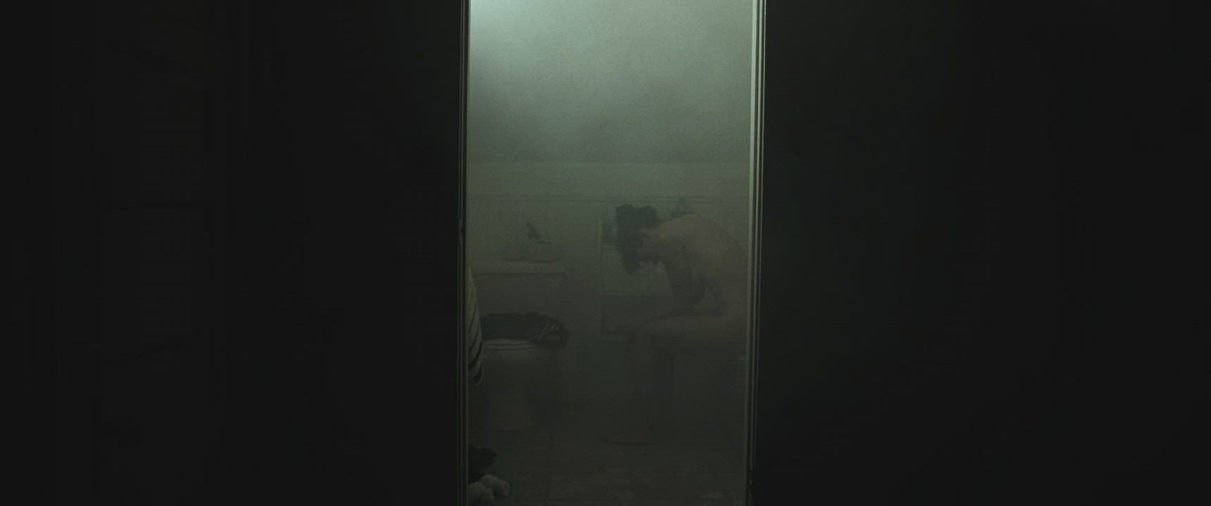 Bathroom Celebrity Sideboob clip