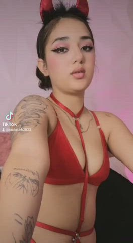 babe bongacams camsoda camgirl chaturbate funny porn public teen clip