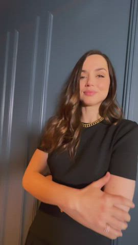celebrity ana de armas latina clip