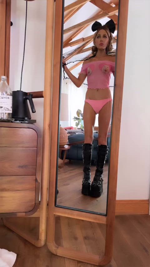 kate beckinsale pink sexy clip