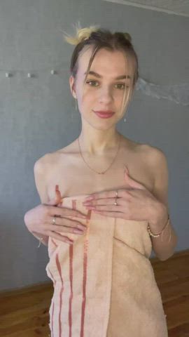 donβt expect too much! just some tiny 19 titties