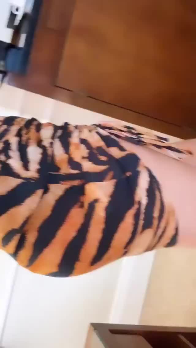 Josephine Skriver clip