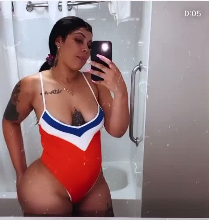 Black Angelica Thick Twerking clip
