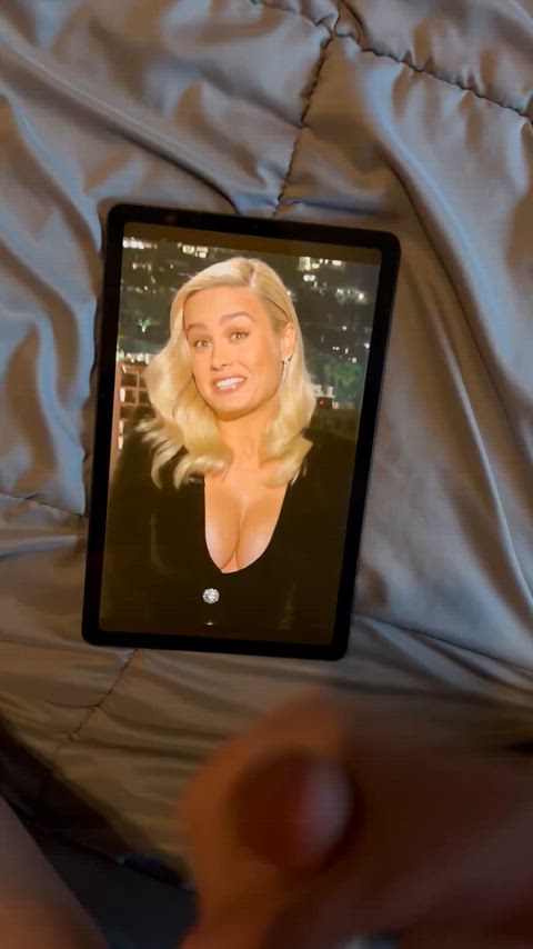 brie larson celebrity cum cum on tits cumshot male masturbation tribute celebs clip