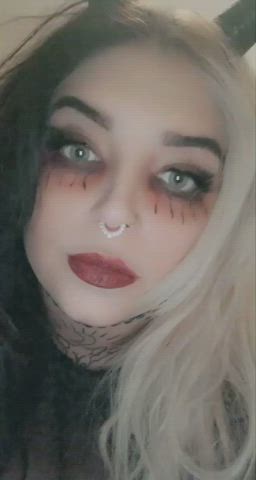 Alt Boobs Goth clip