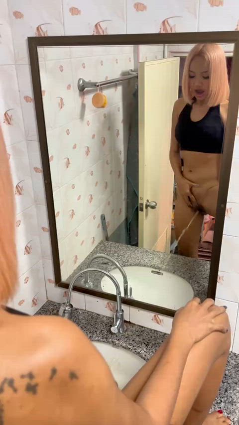 fetish pee peeing piss pissing clip