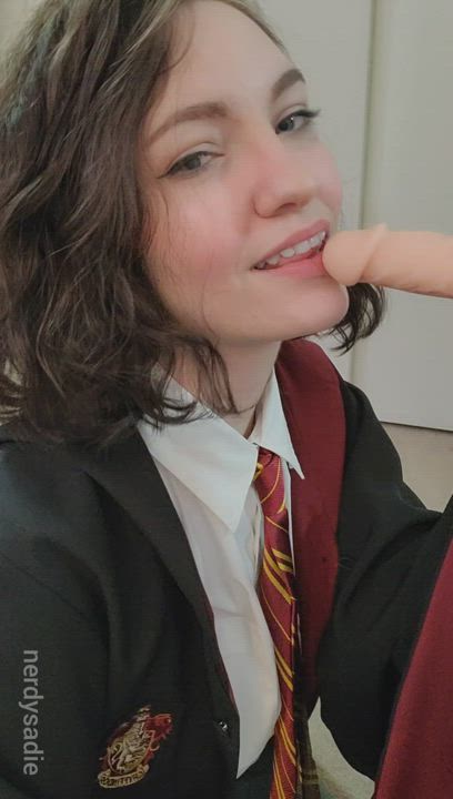 Meet me in the Shrieking Shack [f]