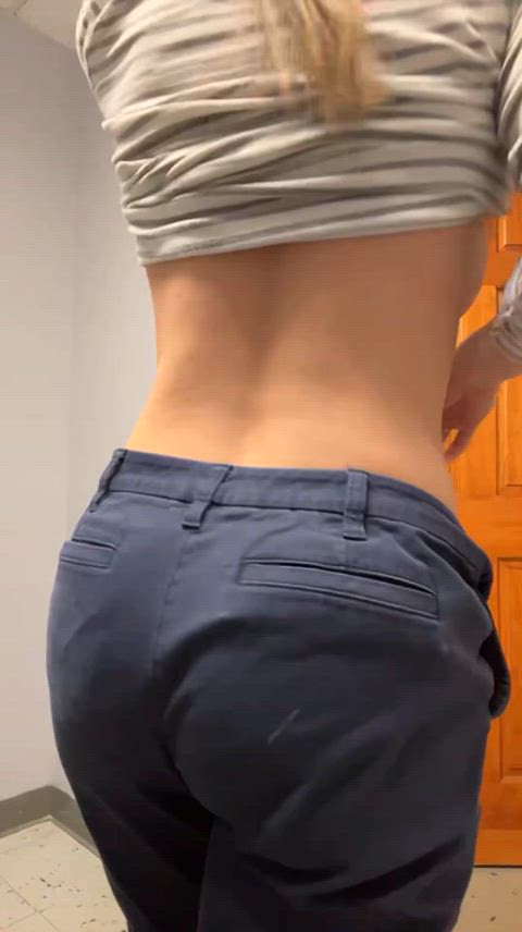 Whoโs gonna fuck me in the office bathroom? ๐
