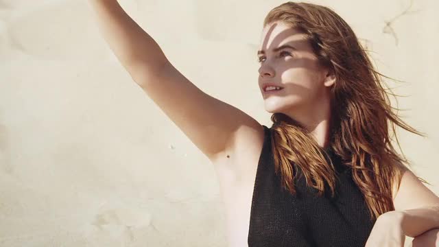 Barbara Palvin - Sun di Gioia (Color)