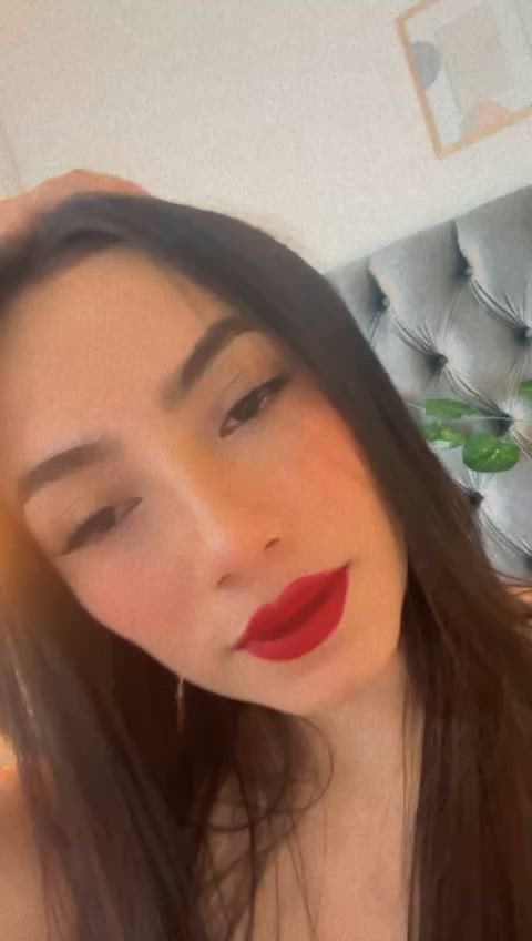 Would you cum on my pretty face? ππ€€