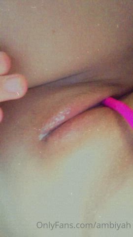 Masturbating Pussy Vibrator clip