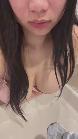 Asian Boobs Downblouse clip
