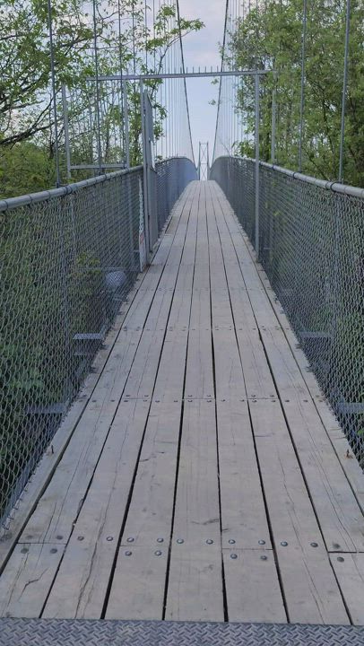 I wish I could blow a full bridge of guys