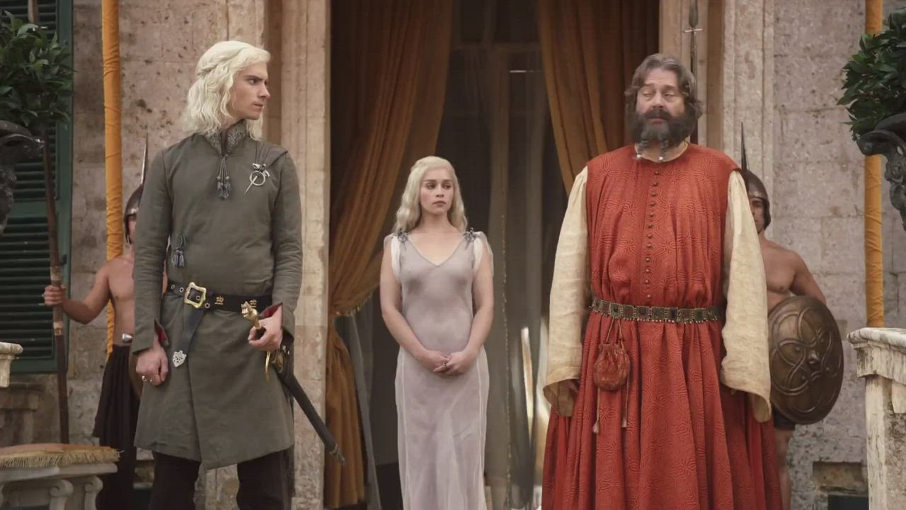 Emilia Clarke clip