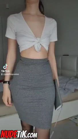 solo strip teen tiktok clip