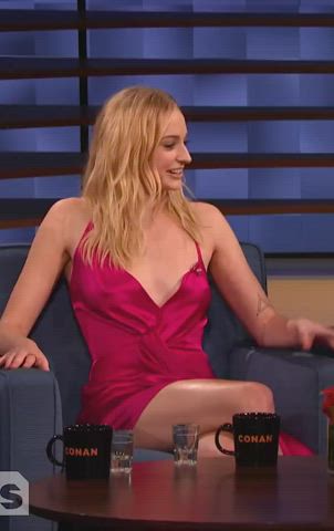 Sophie Turner clip