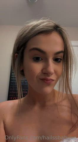 blonde booty jiggling clip