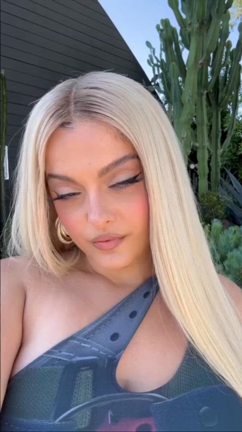 bebe rexha big ass big tits pawg thick clip