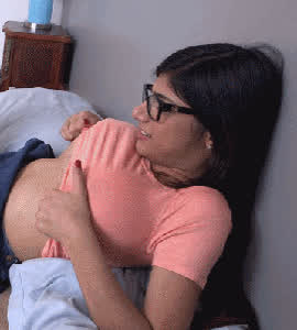 big tits milf mia khalifa clip
