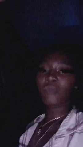 ebony french kissing kissing lesbian party teens clip