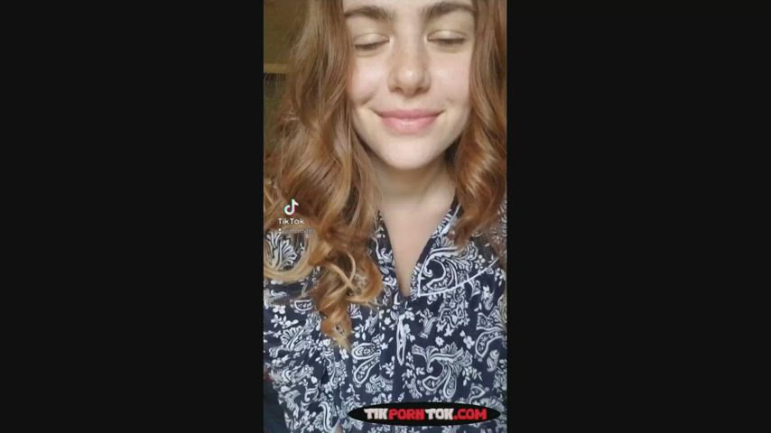 babe big tits brunette onlyfans tiktok clip