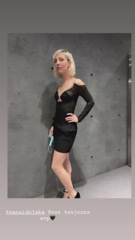 Blonde Canadian Women clip