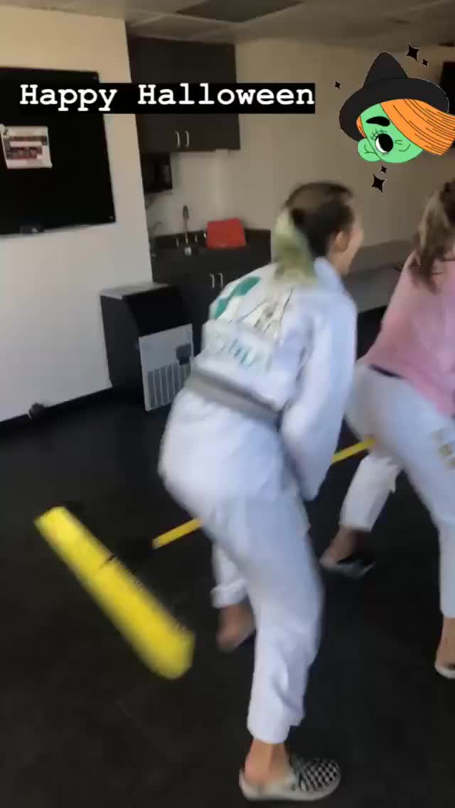Halloween clip