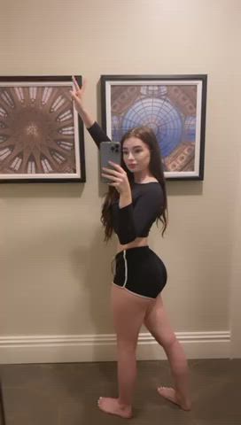 If you’re into PAWGs say hi