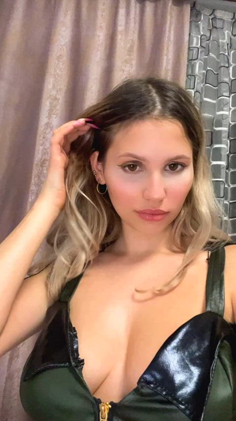 big ass boobs riding clip
