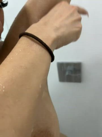 Aaliyah clip